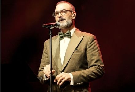 علیرضا قربانی «ایرانم» را در جنوب ایران می‌خواند